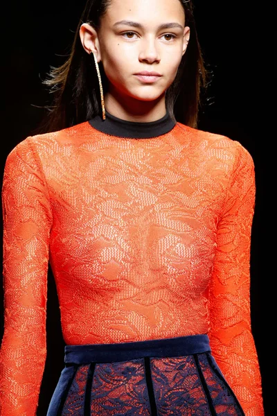 Look 36